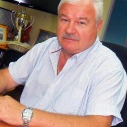 Владимир Плющев стал главным тренером нижегородского ХК СКИФ 16